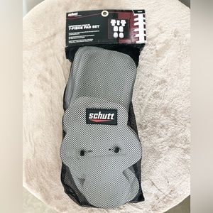 🩶 Schutt Football Youth Lightweight Snap-In 7-Pc Pads Set